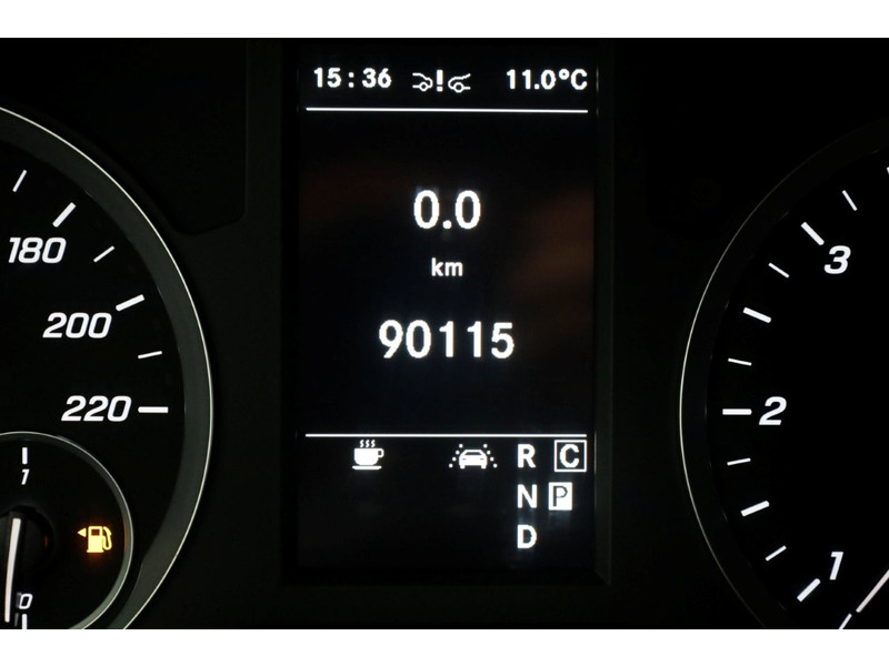 50110775-mercedes-benz-vito-22