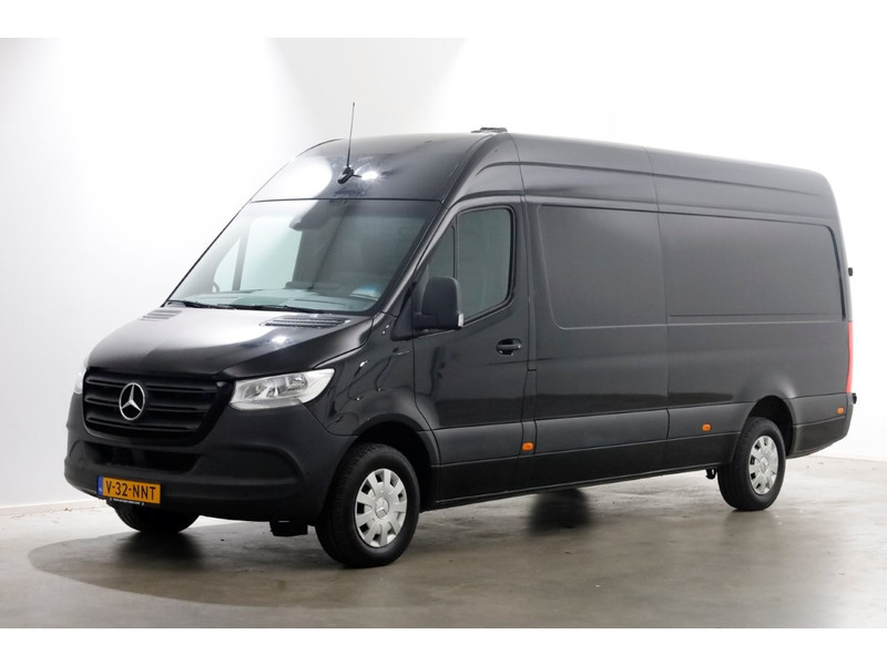 50111043-mercedes-benz-sprinter-8