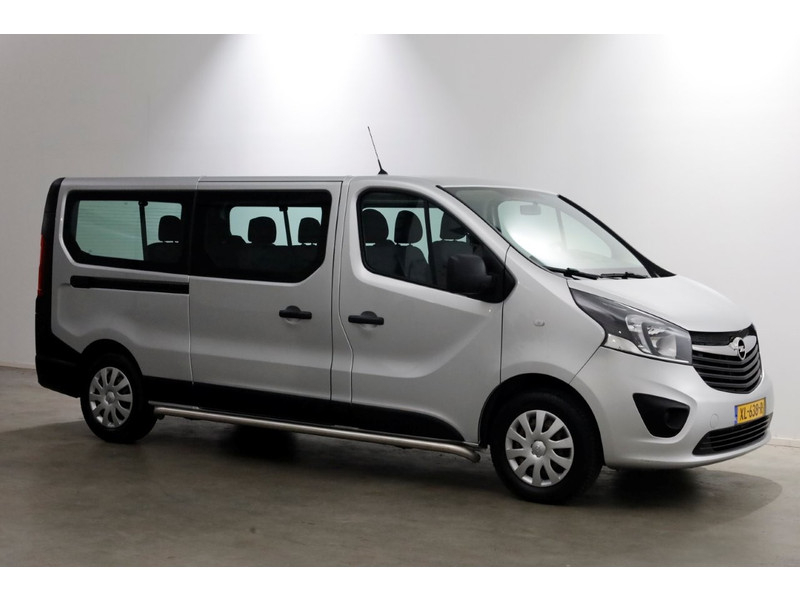50134352-opel-vivaro-14