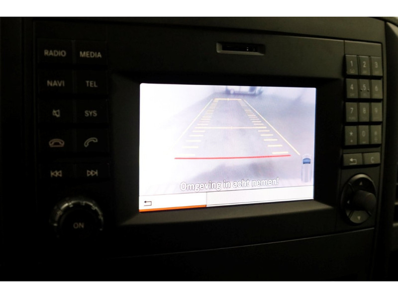 50140386-mercedes-benz-vito-17