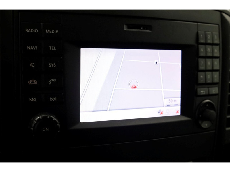 50140386-mercedes-benz-vito-18