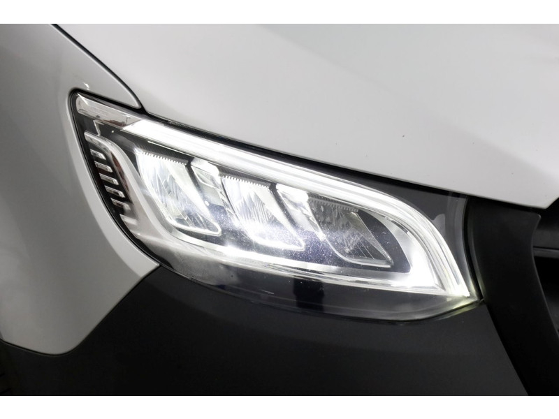 50140774-mercedes-benz-sprinter-14