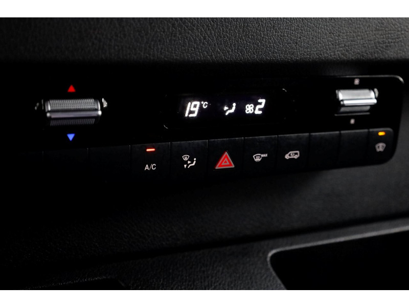 50140774-mercedes-benz-sprinter-21