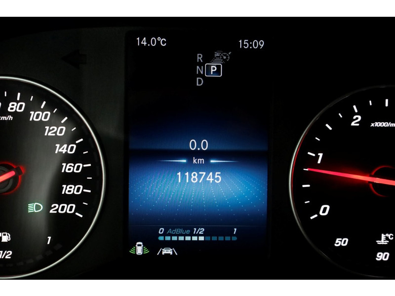 50140774-mercedes-benz-sprinter-23