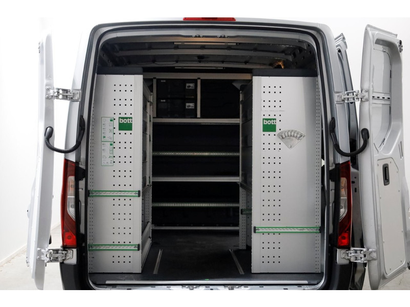 50140774-mercedes-benz-sprinter-5