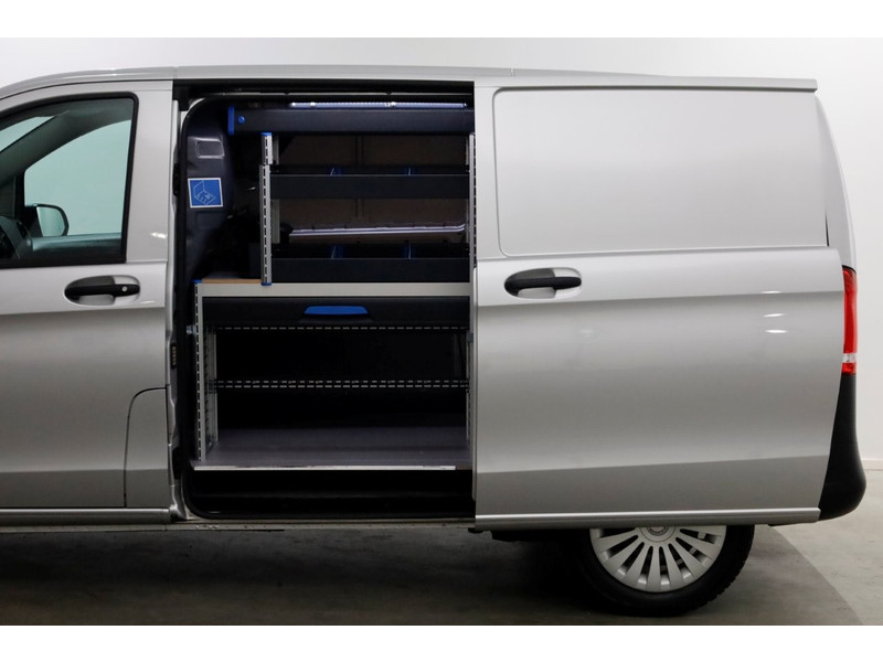 50210481-mercedes-benz-vito-13