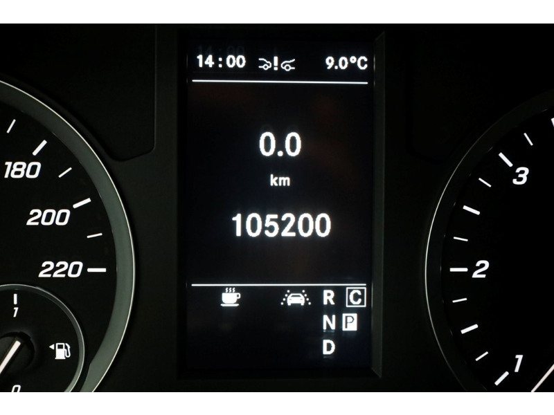 50210595-mercedes-benz-vito-22