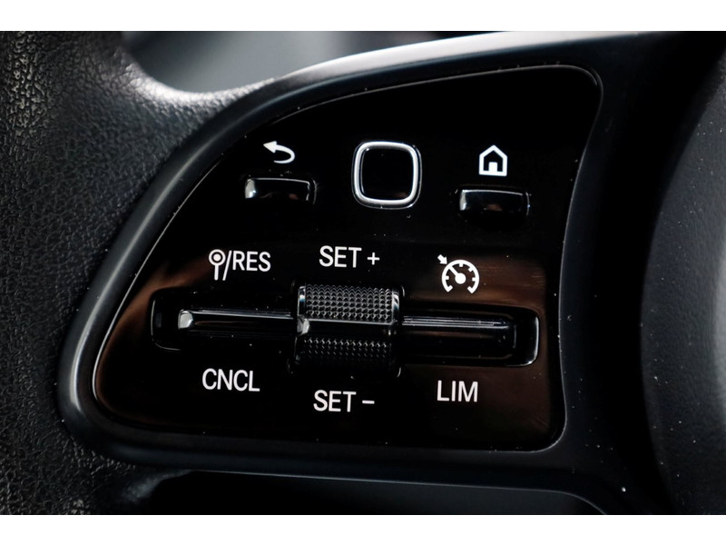 50238031-mercedes-benz-sprinter-18