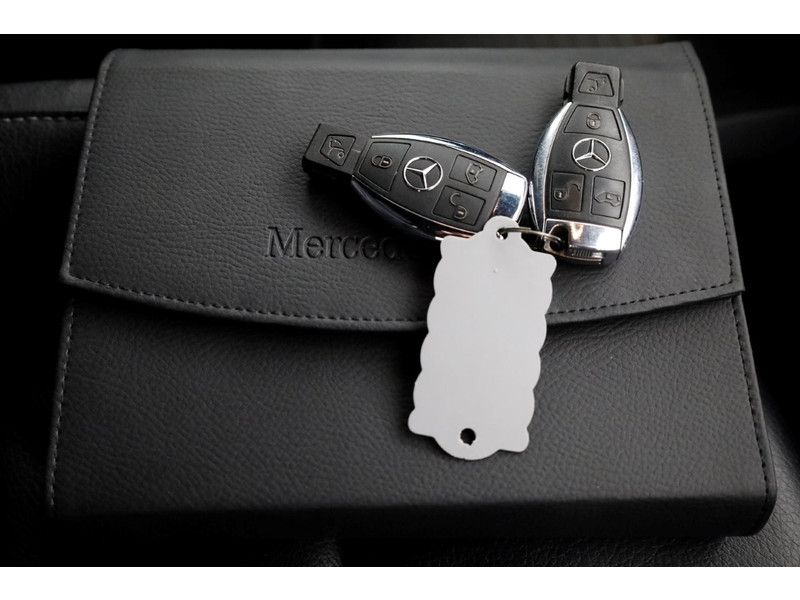 50259602-mercedes-benz-v-klasse-6