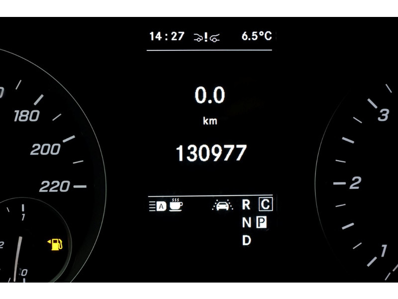 50317092-mercedes-benz-vito-22