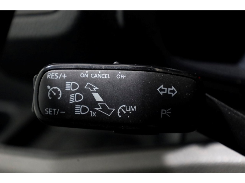 50317482-volkswagen-crafter-13