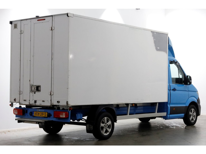 50326604-volkswagen-crafter-2