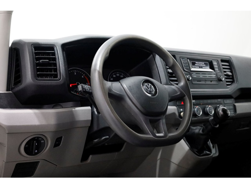 50376476-volkswagen-crafter-12