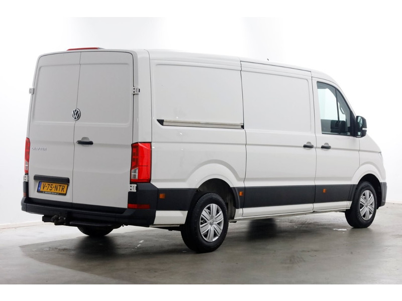 50520093-volkswagen-crafter-2
