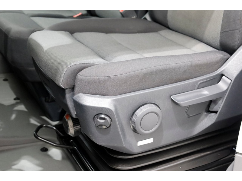 50520093-volkswagen-crafter-20