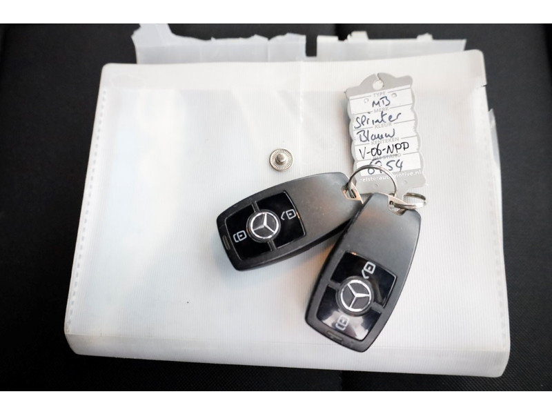 50549201-mercedes-benz-sprinter-6