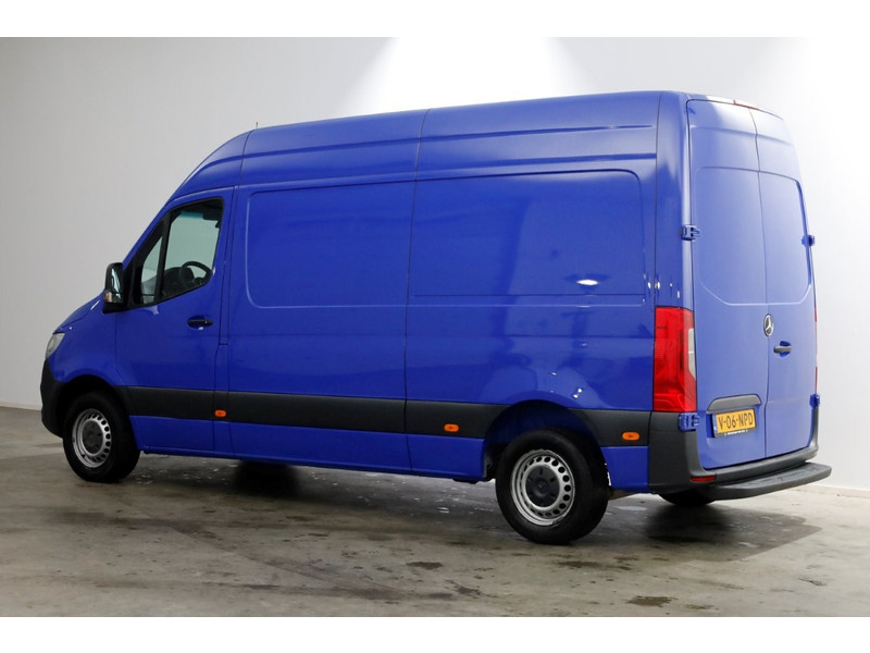 50549201-mercedes-benz-sprinter-9