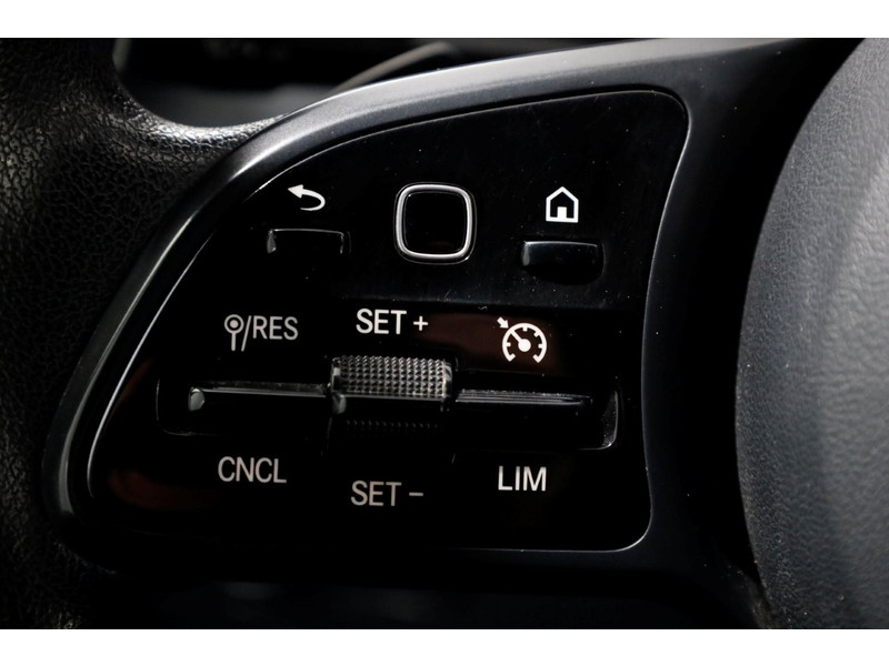 50549363-mercedes-benz-sprinter-16