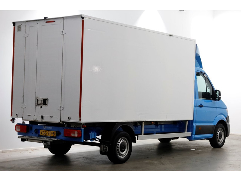 50573673-volkswagen-crafter-2