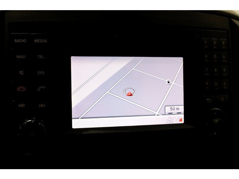 50574019-mercedes-benz-vito-14