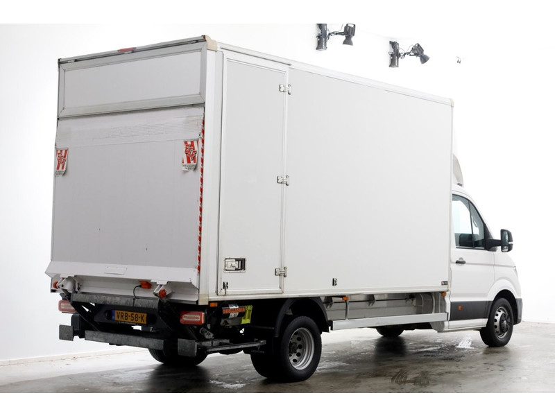 50610730-volkswagen-crafter-2