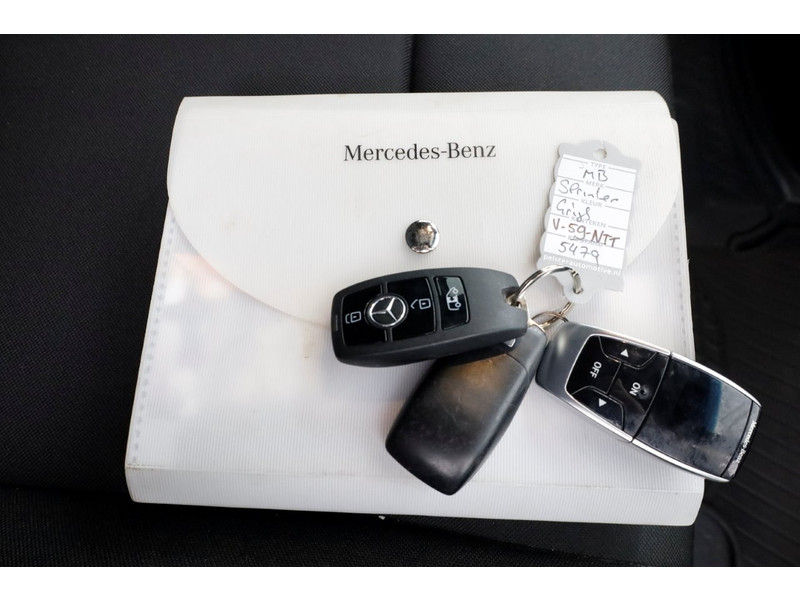 50639037-mercedes-benz-sprinter-6