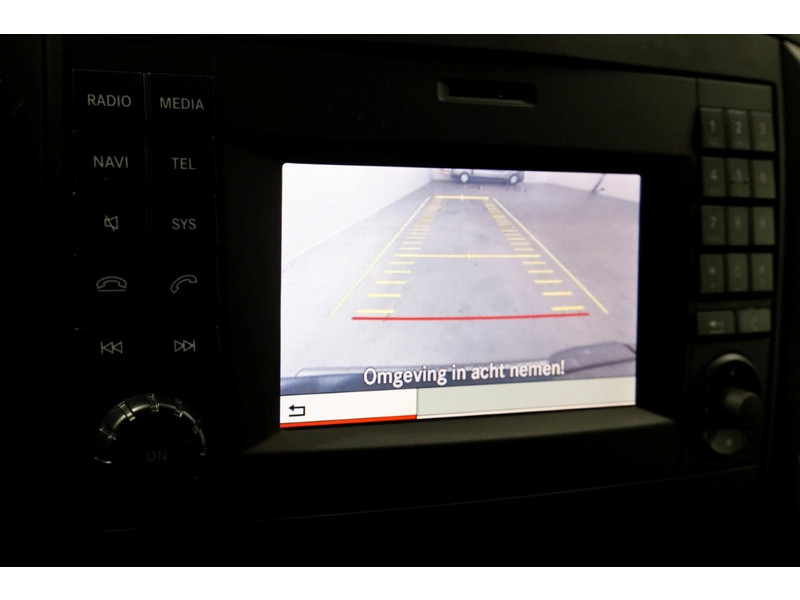 50742639-mercedes-benz-evito-15