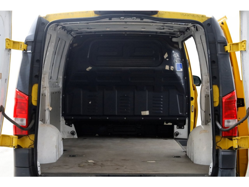 50742639-mercedes-benz-evito-5