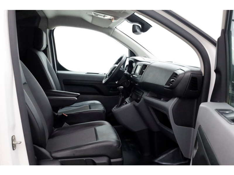 50759987-toyota-proace-3