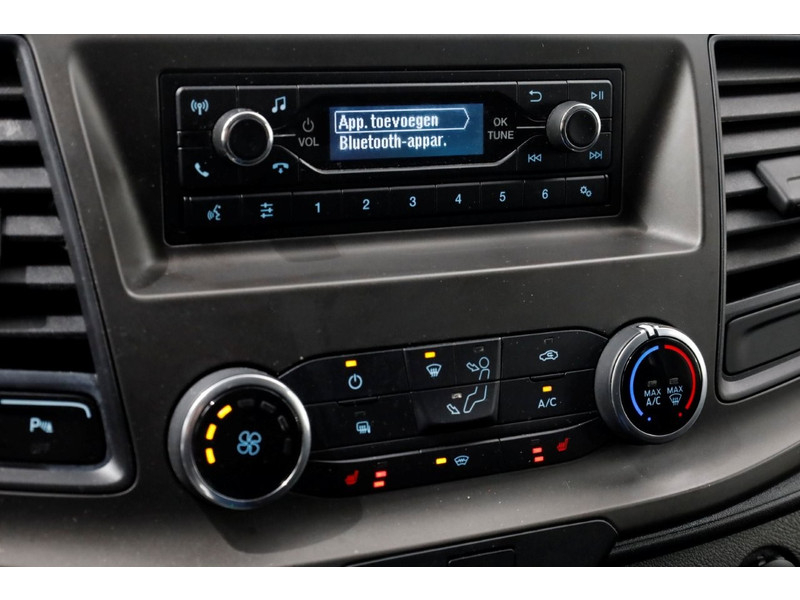 50763882-ford-transit-custom-13