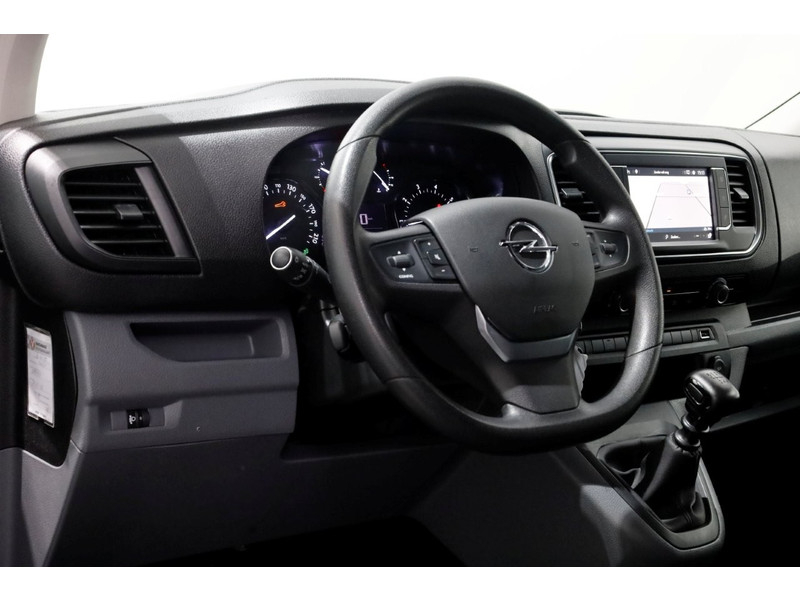 50796272-opel-vivaro-12