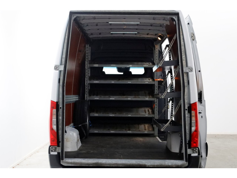 50845436-mercedes-benz-sprinter-6