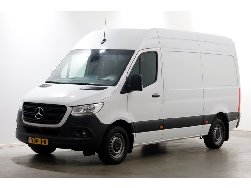 50845436-mercedes-benz-sprinter-9