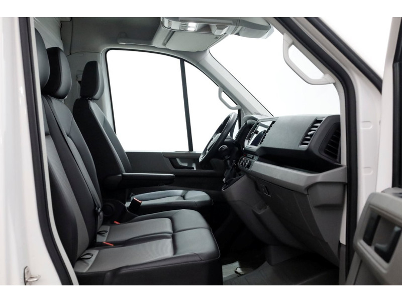 50845582-volkswagen-crafter-5