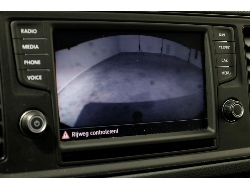 50870675-volkswagen-crafter-14