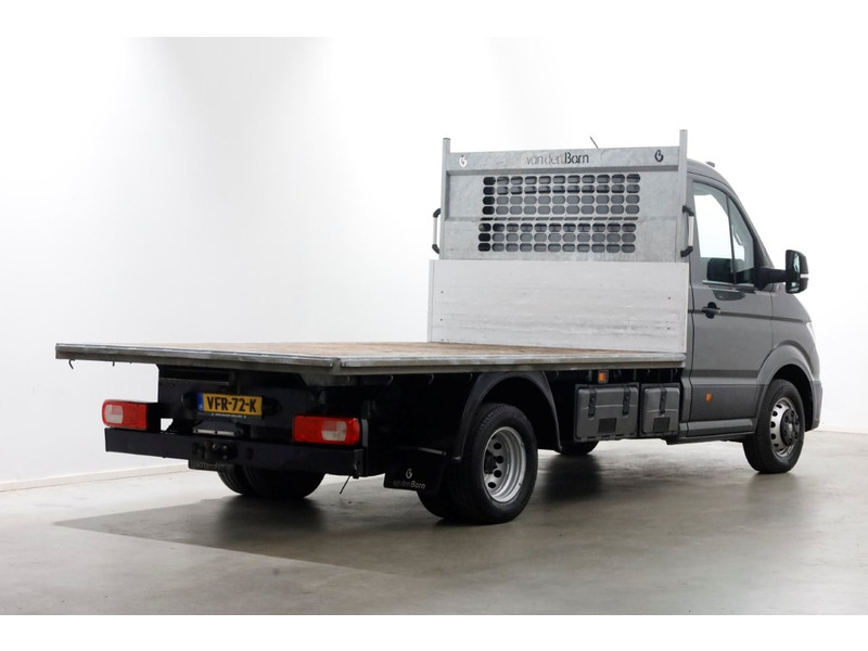 50870675-volkswagen-crafter-2