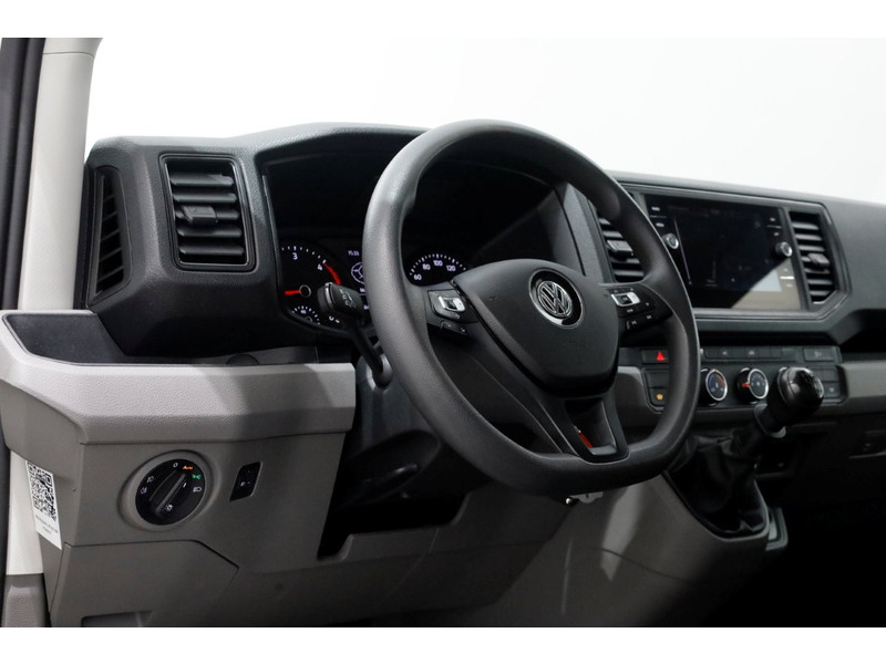 50902742-volkswagen-crafter-13