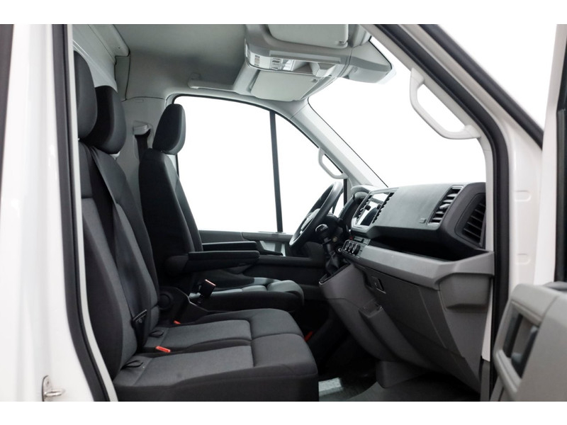 50902742-volkswagen-crafter-5