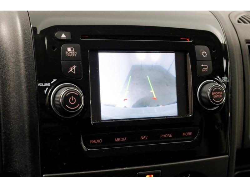 50954582-peugeot-boxer-15