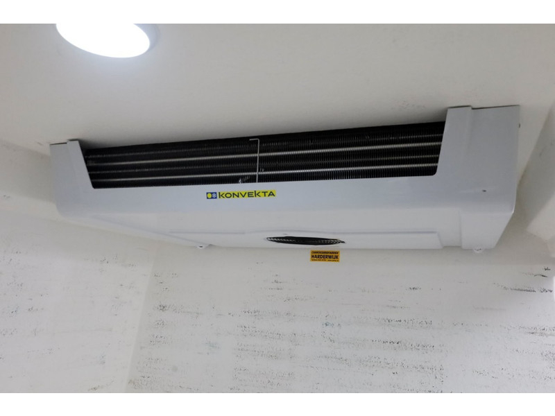 50985177-volkswagen-crafter-12