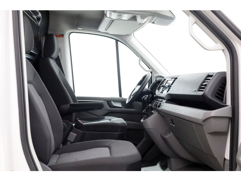 50985177-volkswagen-crafter-6