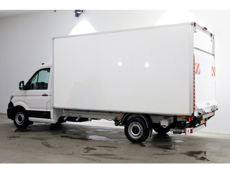 50992312-volkswagen-crafter-10