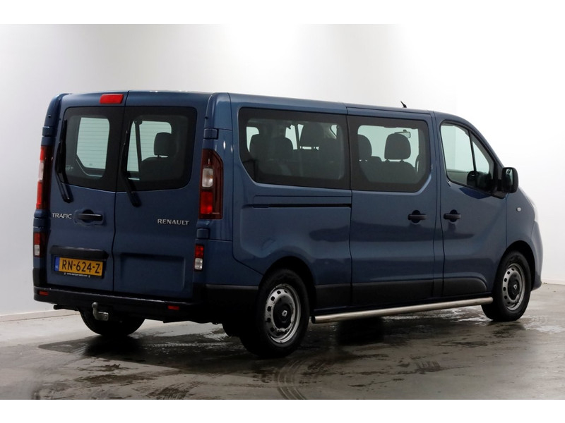 51000928-renault-trafic-2