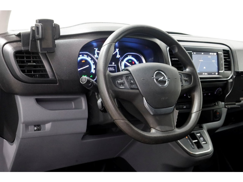 51002002-opel-vivaro-e-13