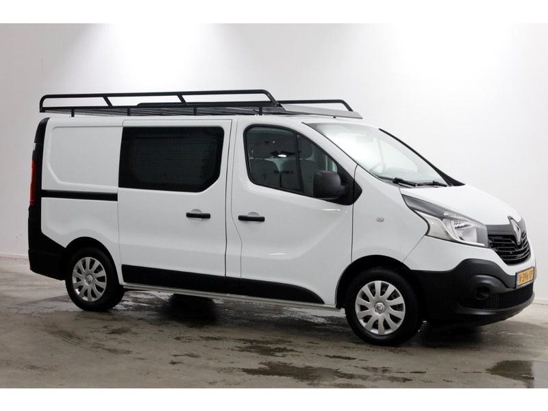 51002201-renault-trafic-10
