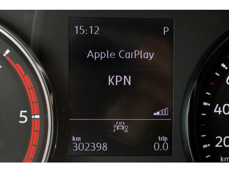 51002880-volkswagen-crafter-18