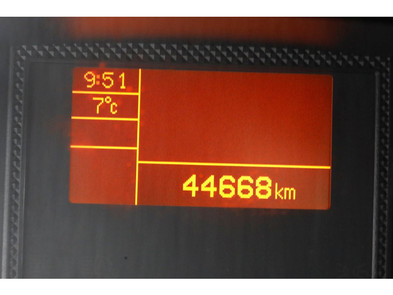 51172397-citroen-jumper-21