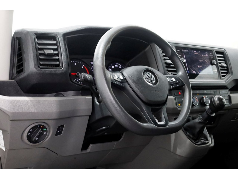 51179220-volkswagen-crafter-13