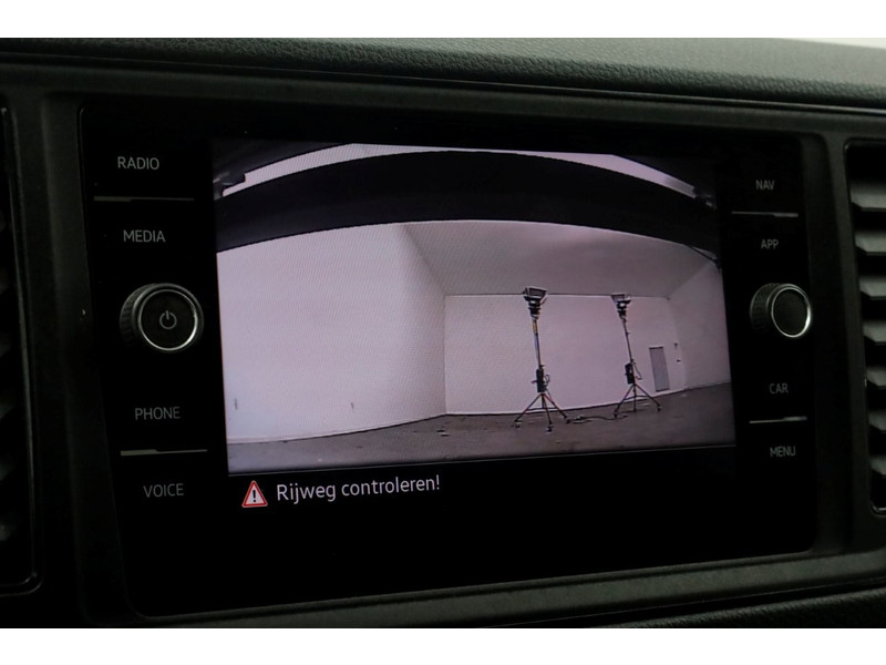 51179220-volkswagen-crafter-14