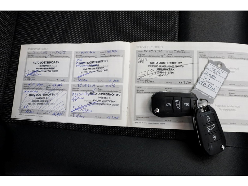 51179575-citroen-jumpy-6